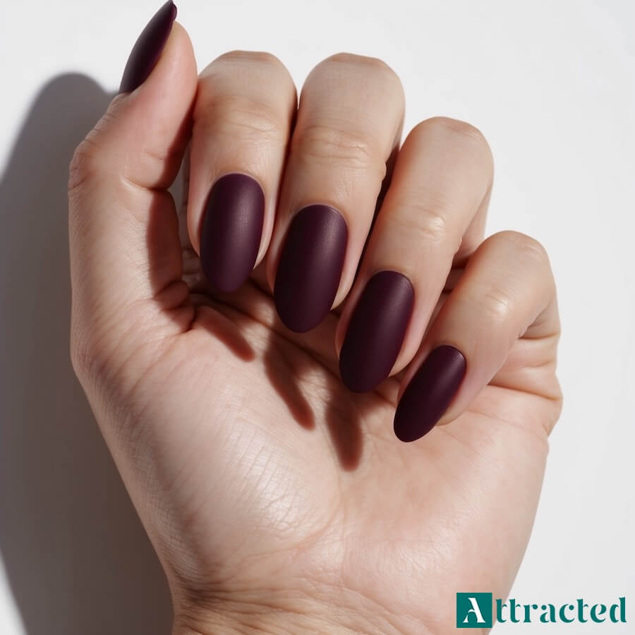 Burgundowe ciemne paznokcie proste, klasyczne, bez wzorów