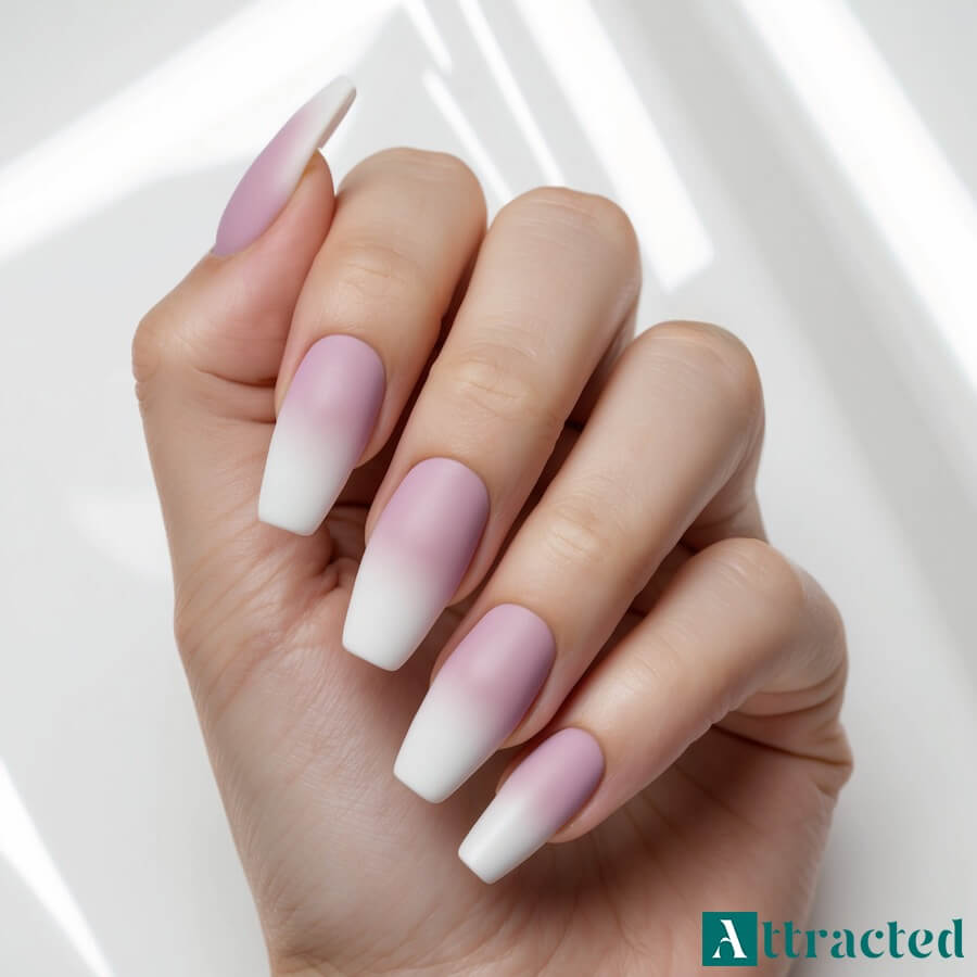 Paznokcie baby boomer z matowym wykończeniem