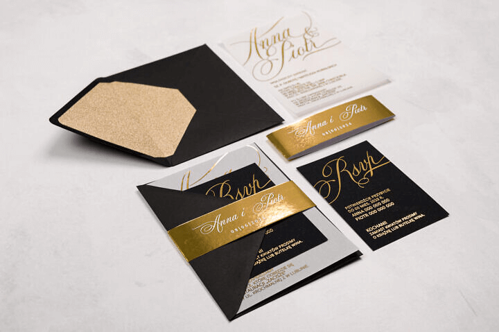Nowoczesne zaproszenia ślubne z czarnymi i złotymi akcentami
