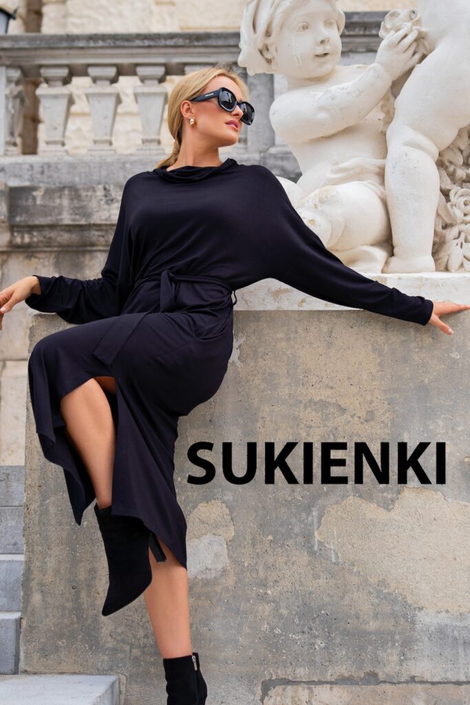 Czarna sukienka maxi