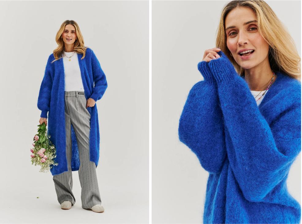 Niebieski, długi, moherowy sweter